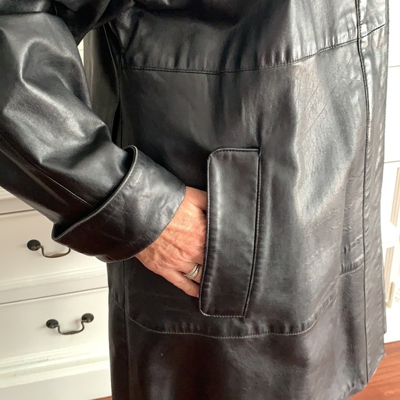Arrow Vintage Leather Coat - Picture 3 of 7